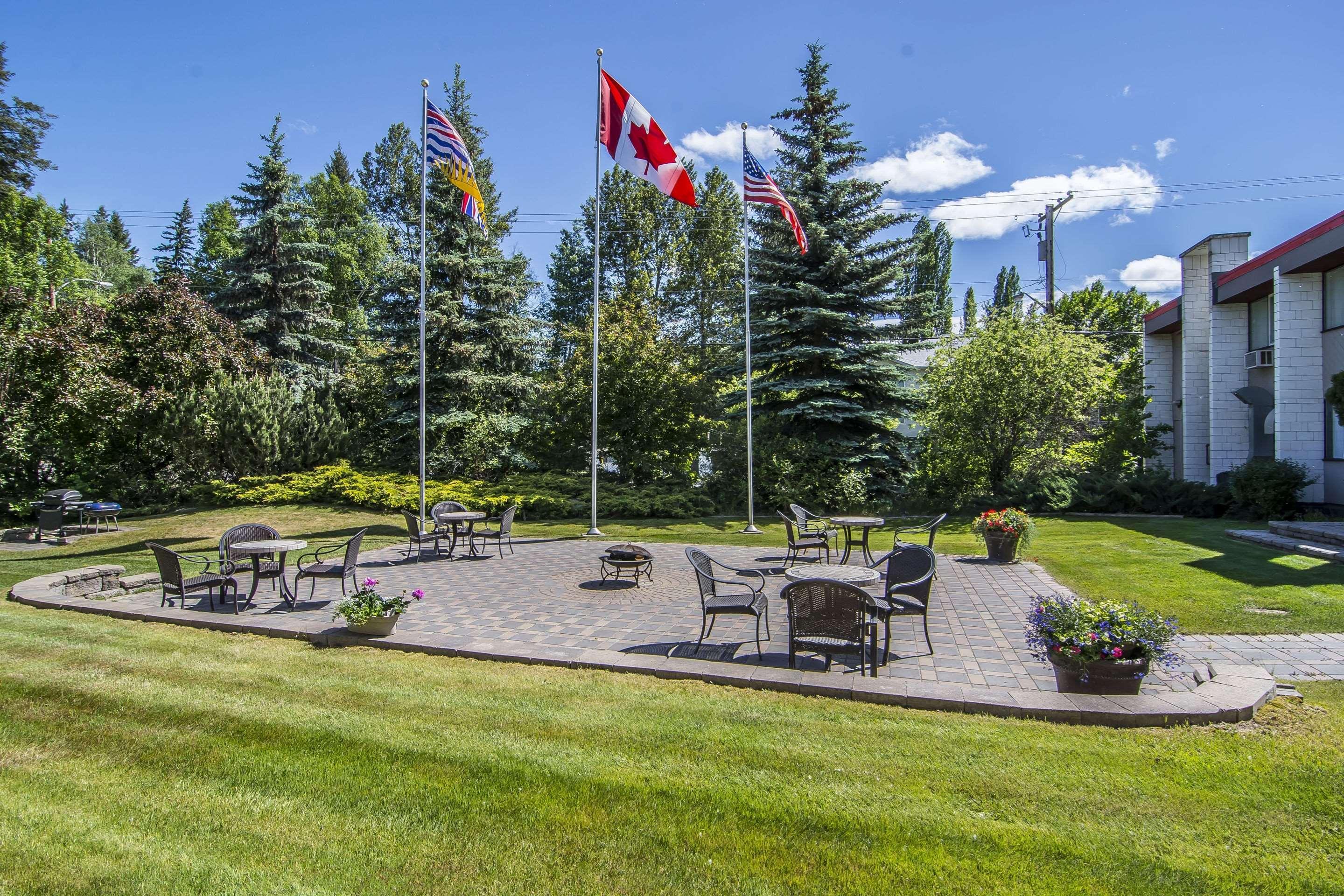 Prestige Riverside Lodge Quesnel Exterior foto